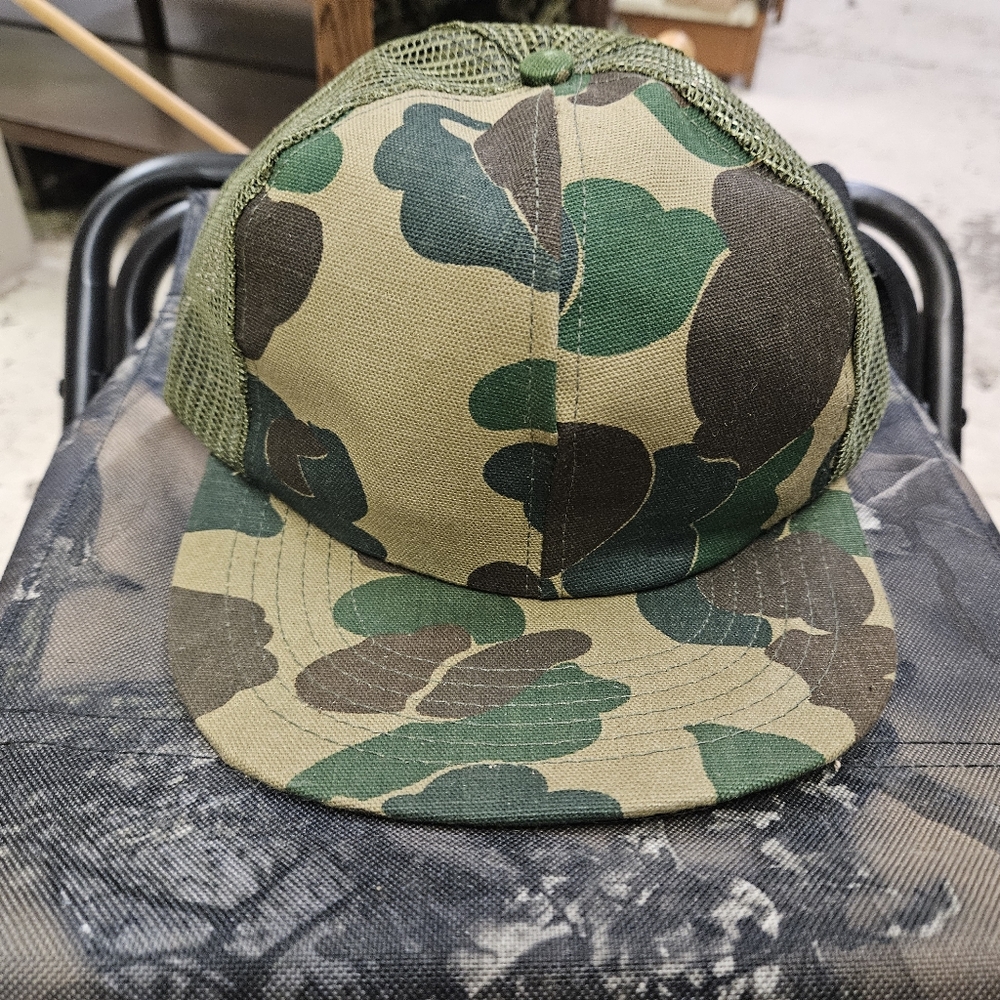 Vintage green camo snapback cap